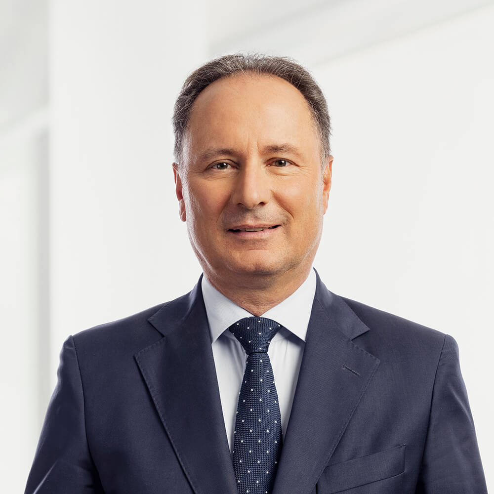 Martin Sterzinger, Leiter Private Banking, Direktor, Generalbevollmächtigter, Innsbruck